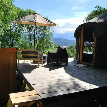 Luxury tent Yourte La Pauzette